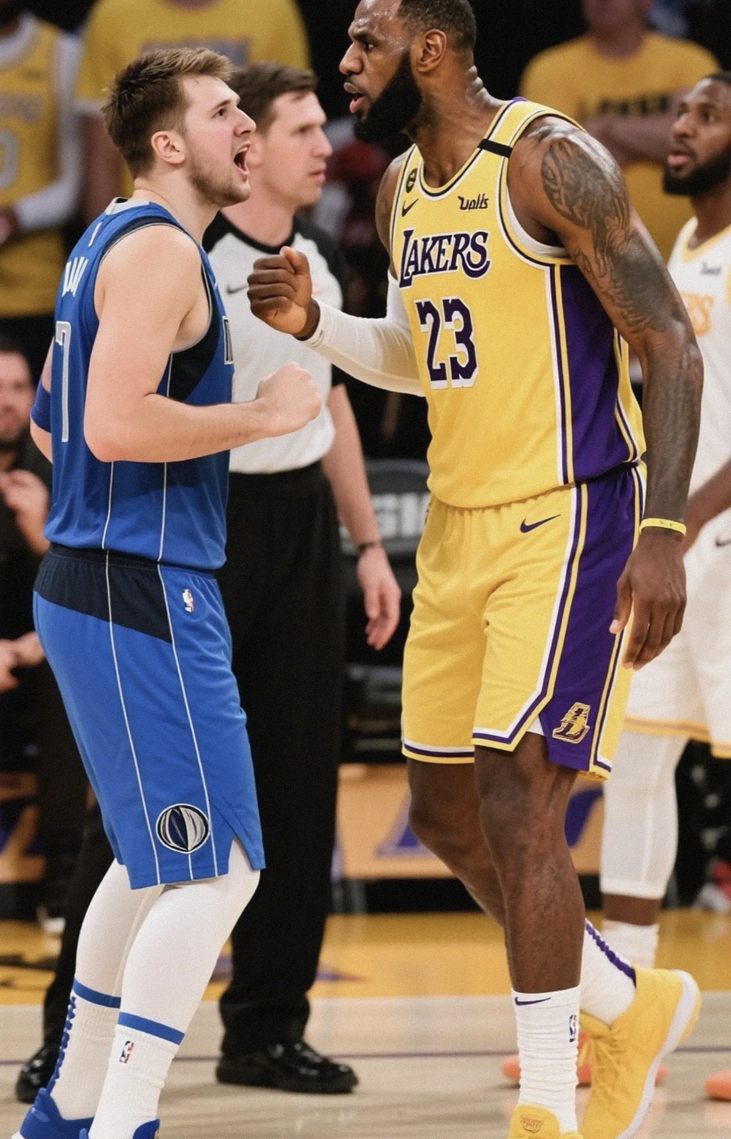 米兰登录入口 -风云突变！洛杉矶湖人清晨回应争议，意大利杯版图或变，悬念犹存，更衣室氛围转暖的简单介绍