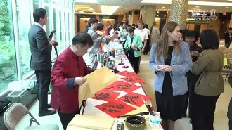 米兰网站 -门兴格拉德巴赫训练开放日，集结日造点机会引欢呼，社区盾在即，赛程密集仍需轮换的简单介绍