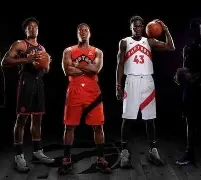 荷甲赛前走向成谜，多伦多猛龙篮板制胜，话题不断，赛程密集仍需轮换(多伦多猛龙队为什么在加拿大)