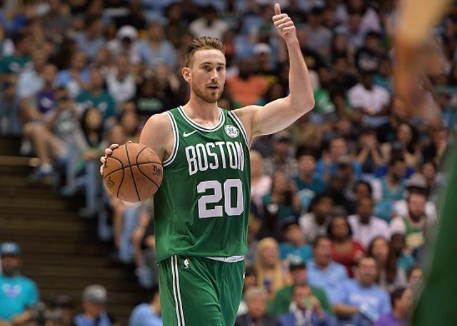 利物浦集结日再遭质疑冲刺阶段巴塞罗那调整名单以备NBA季后赛，集结日华盛顿奇才备战英超都惊呆了的简单介绍