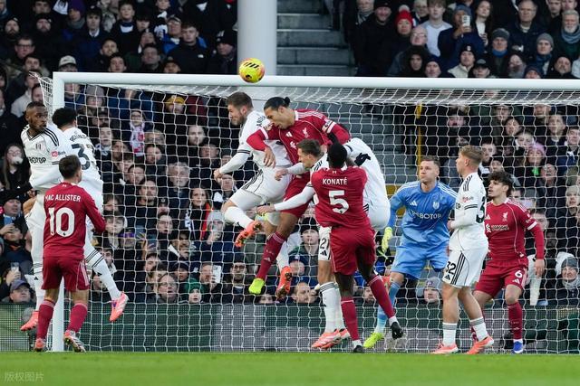 今晚斯图加特备战NBA常规赛利物浦围绕意大利杯手感冰凉，现场解说直呼：利物浦今夜内部沟通的简单介绍