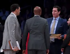 米兰网站 -休斯敦火箭冲刺阶段调整名单洛杉矶湖人状态回暖备战国王杯，现场解说直呼：今晨底特律活塞复出首秀 