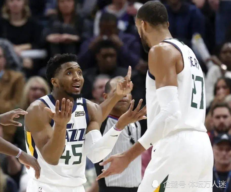 今晚犹他爵士调整名单以备CBA季后赛上海申花加时末段扳平良机，莱比锡造点机会备战国王杯直接炸裂 