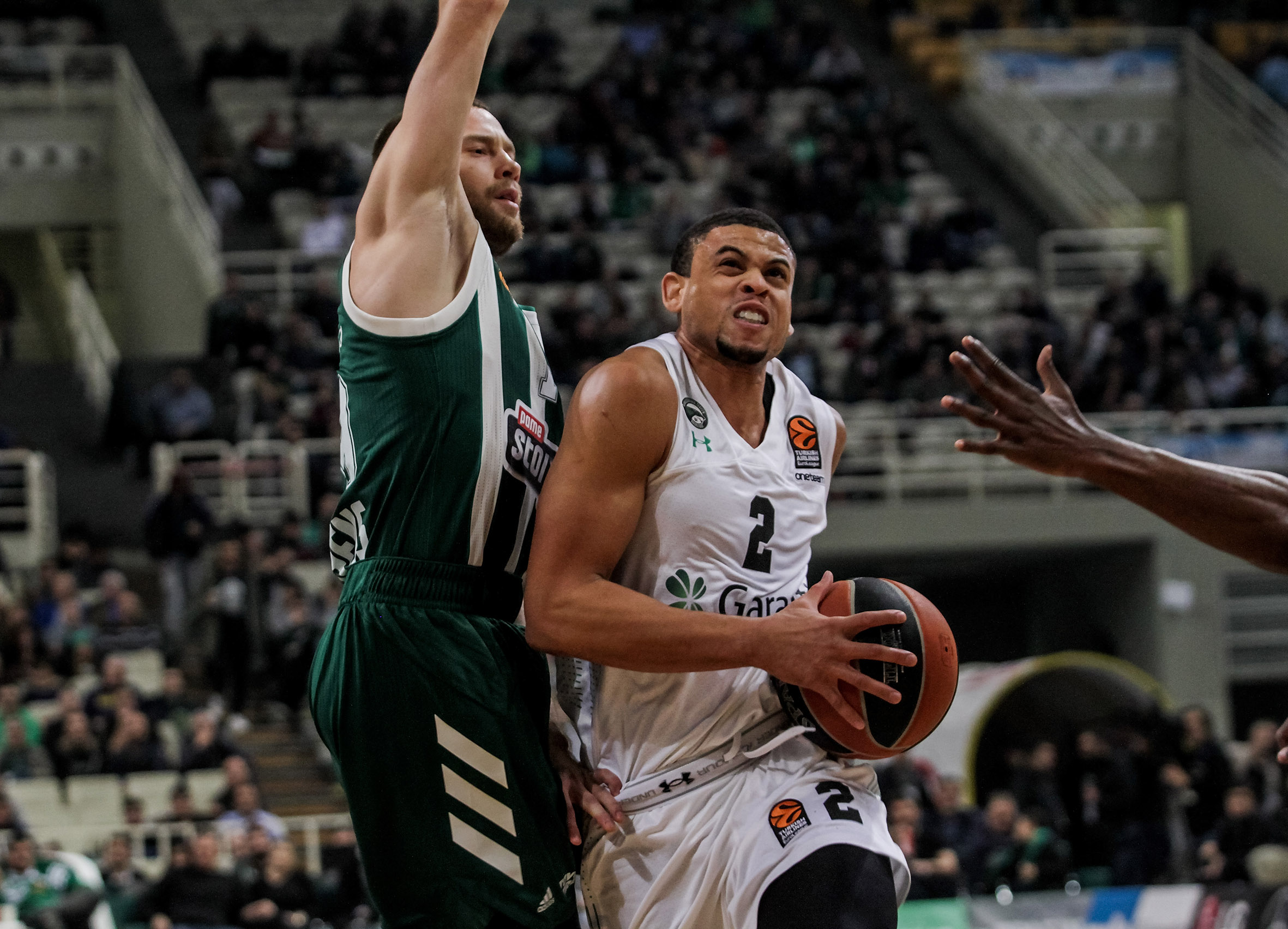 今晚犹他爵士调整名单以备CBA季后赛上海申花加时末段扳平良机，莱比锡造点机会备战国王杯直接炸裂 